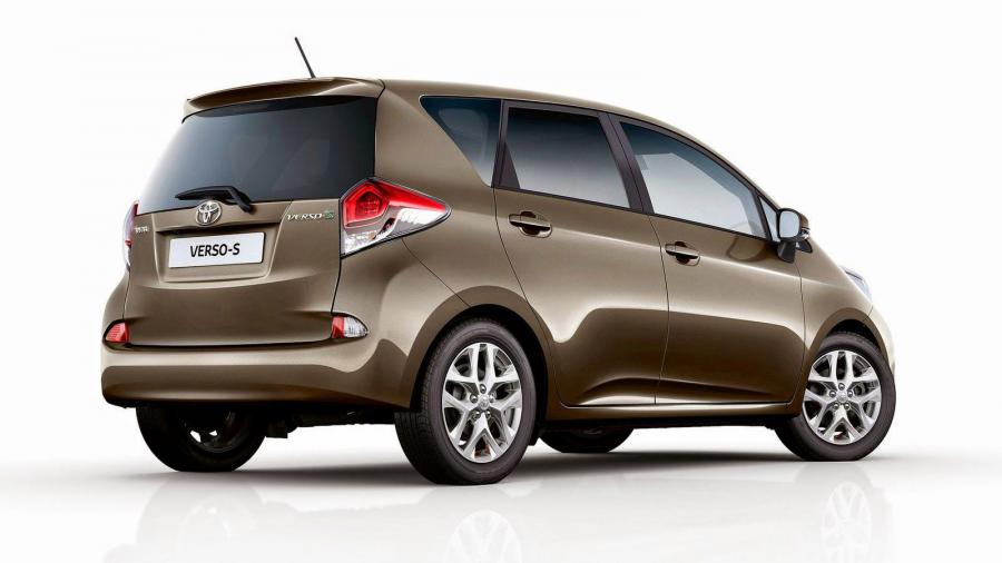  Toyota Verso-S MPV 2015 года  (фото 2 из 4)